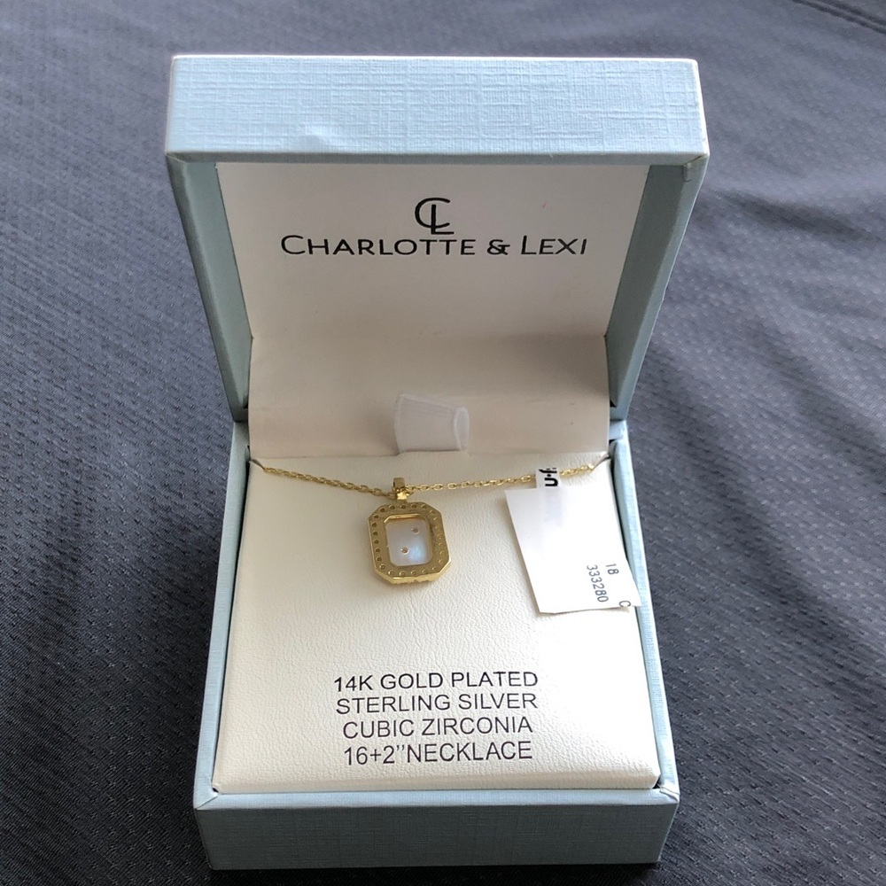 Charlotte & Lexi 14K Gold Plated K Initial Necklace NIB - Picture 2 of 7